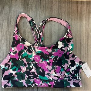 New w/tags Old Navy Strappy Sports Bra - Medium
